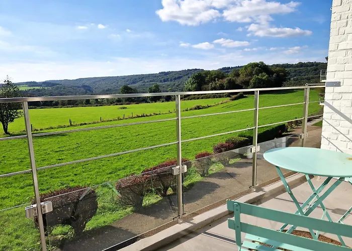 Apartment With Beautiful Views Near Durbuy